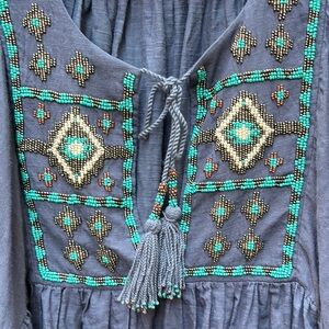 Lucky brand beaded Top M tunic 55% cotton